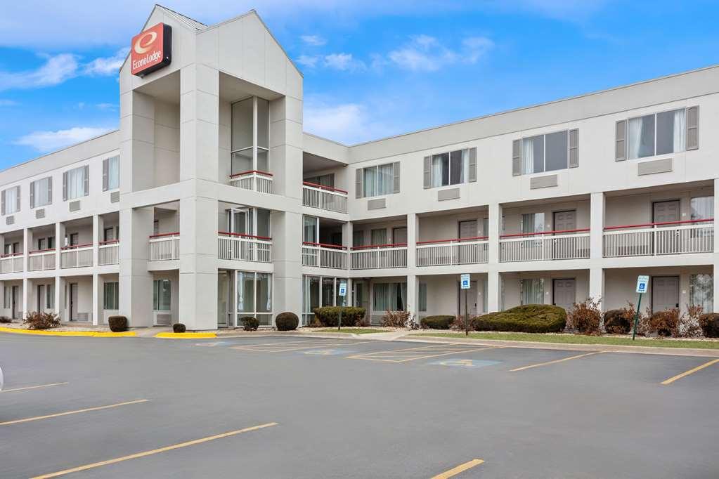 Econo Lodge Willowbrook Eksteriør billede